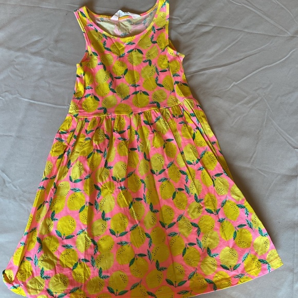 Summer dress size 5T and 4-6y bundle. Pink dress is 5T Old Navy lemon is H&M 4-6 - Picture 7 of 9